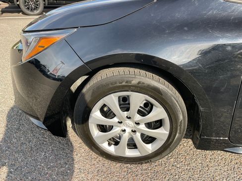 Used 2023 Toyota Corolla LE image 10