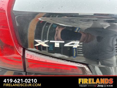 Used 2020 Cadillac XT4 Premium Luxury image 14