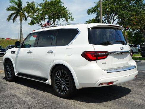 Used 2024 INFINITI QX80 Sensory AWD/4WD image 9