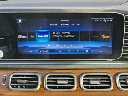 Certified 2024 Mercedes-Benz GLE 450e 4MATIC image 41