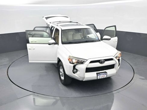 Used 2015 Toyota 4Runner SR5 Premium AWD/4WD image 26
