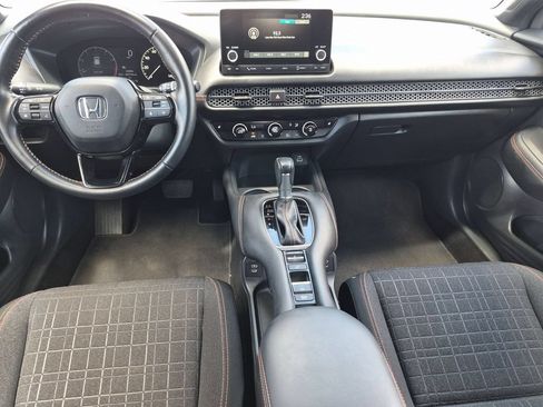 Used 2025 Honda HR-V Sport image 25
