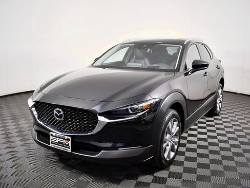 Used 2021 MAZDA CX-30 AWD 2.5 S w/ Premium Package image 2