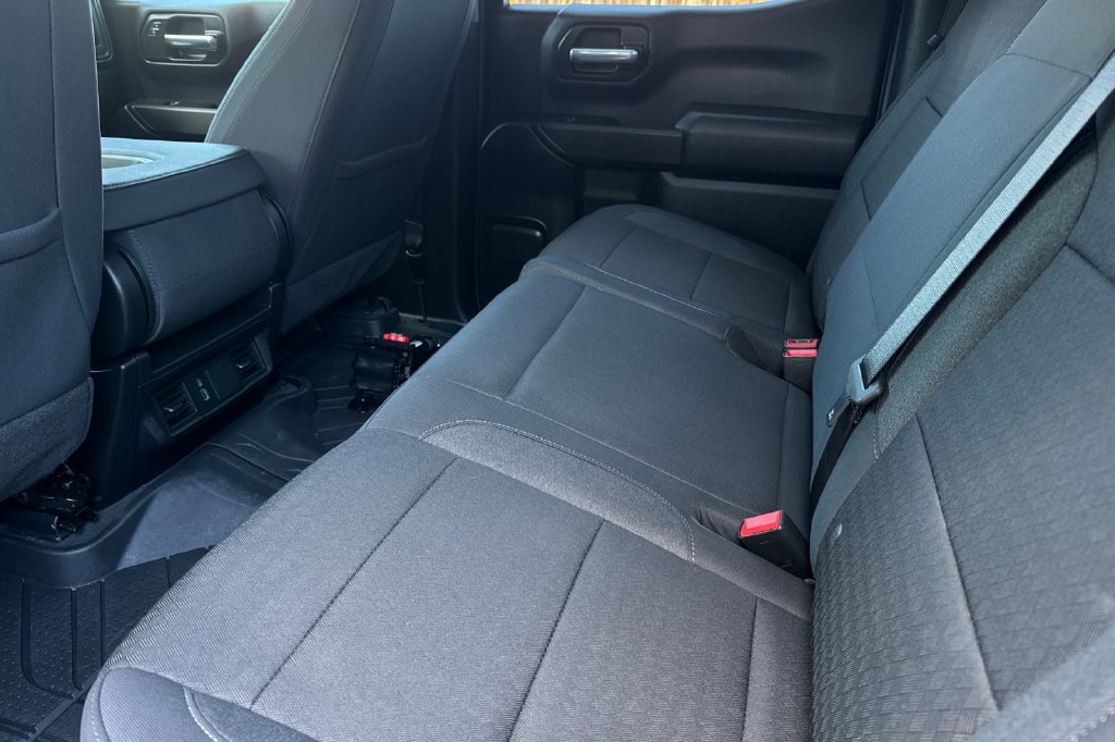 Used 2025 Chevrolet Silverado 1500 Custom RWD image 13