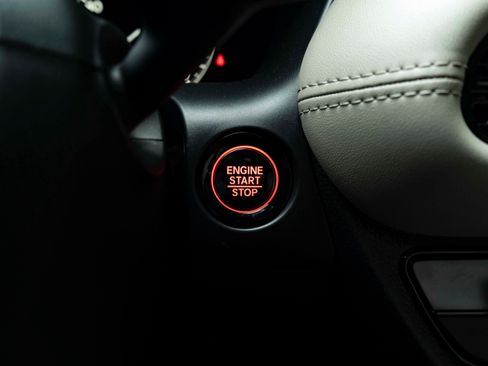 Certified 2026 Honda HR-V LX image 24