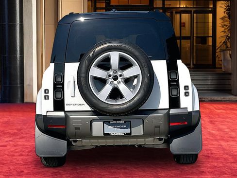 New 2026 Land Rover Defender 110 S AWD/4WD image 7