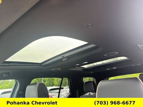 Used 2023 Chevrolet Traverse Premier w/ Redline Edition AWD/4WD image 20