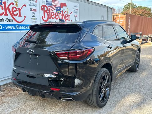 Certified 2024 Chevrolet Blazer RS w/ Driver Confidence II Package image 3