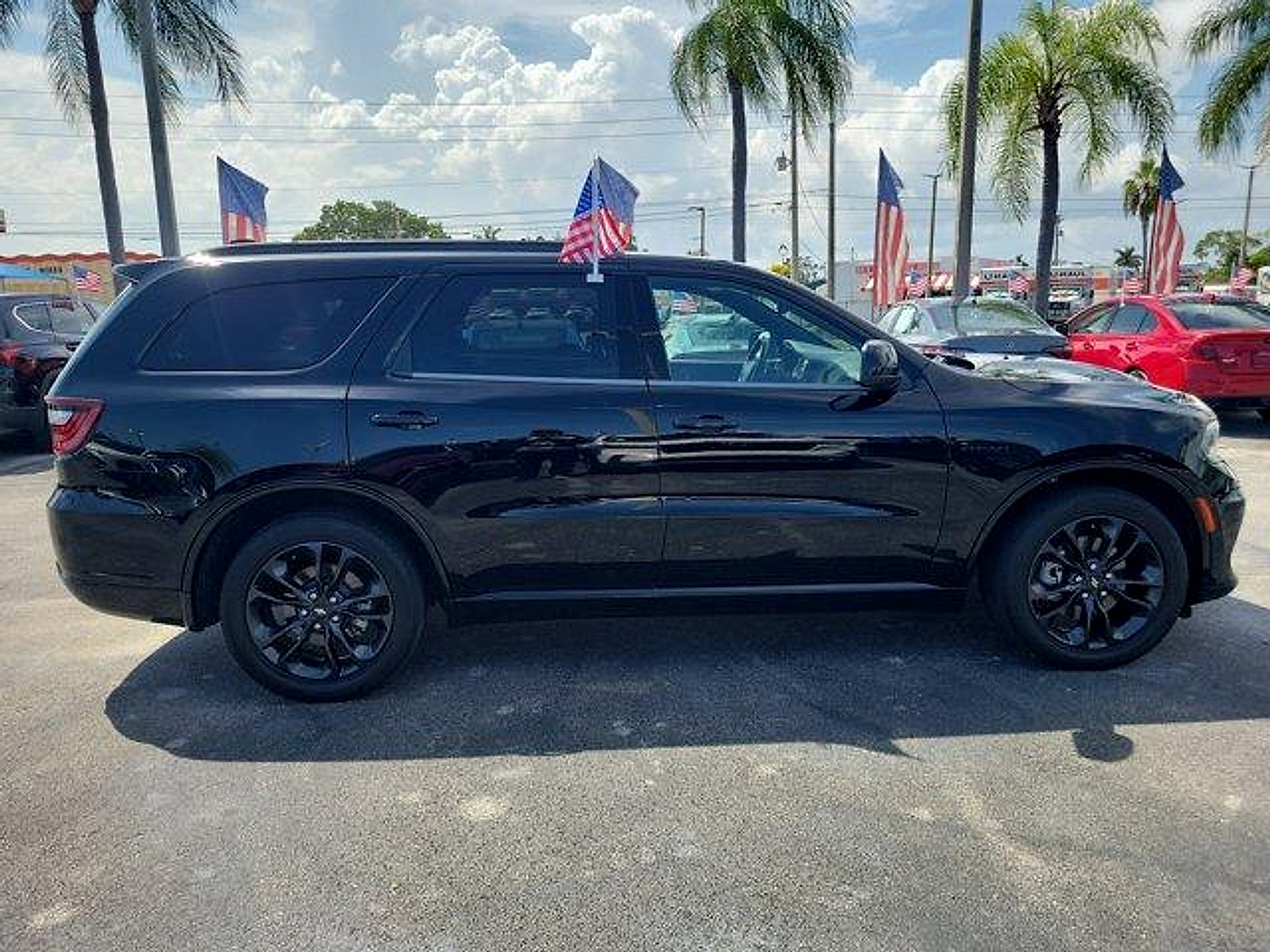 Certified 2023 Dodge Durango R/T w/ Blacktop Package RWD image 8