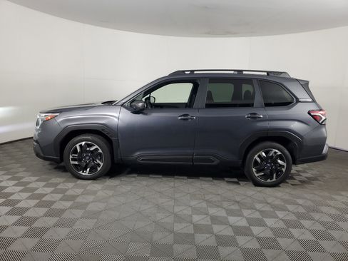 Used 2025 Subaru Forester Limited image 7