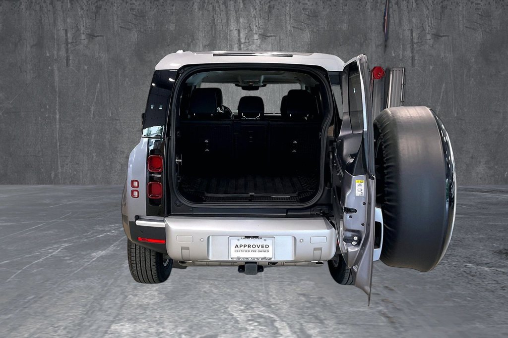 Used 2024 Land Rover Defender 110 S AWD/4WD image 5