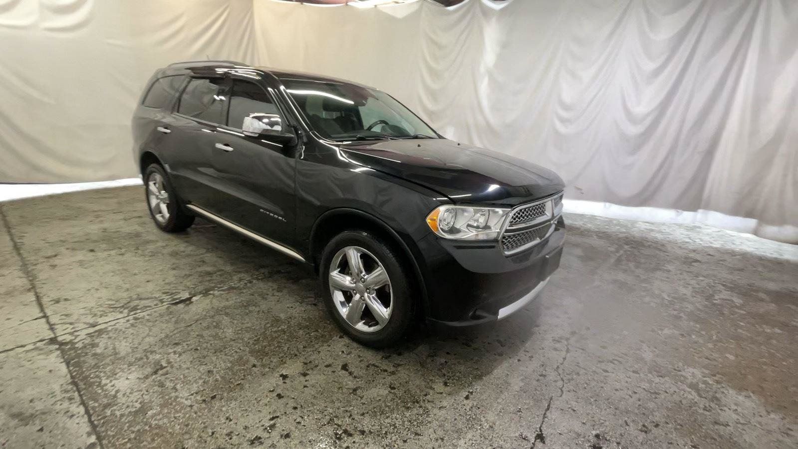 Used 2013 Dodge Durango Citadel w/ Technology Group AWD/4WD image 2