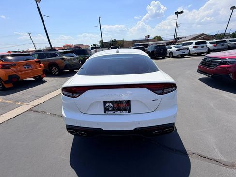 Used 2023 Kia Stinger GT-Line w/ Sun & Sound Package RWD image 5