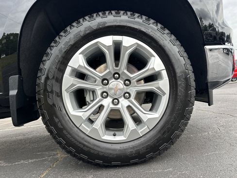 Certified 2024 Chevrolet Silverado 1500 LTZ w/ LTZ Convenience Package II image 13