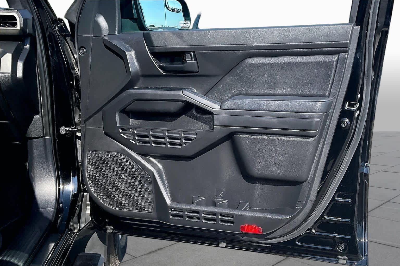 Used 2024 Toyota Tacoma SR RWD image 22