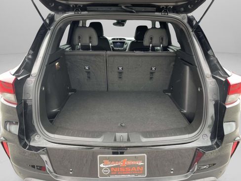 Used 2023 Chevrolet TrailBlazer RS w/ Convenience Package FWD image 15
