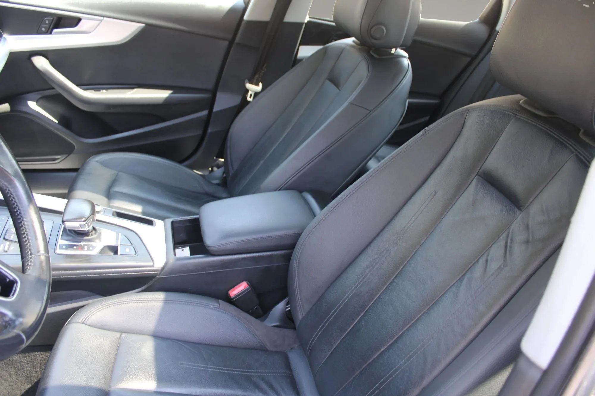 Used 2017 Audi A4 2.0T Premium w/ Convenience Package FWD image 15