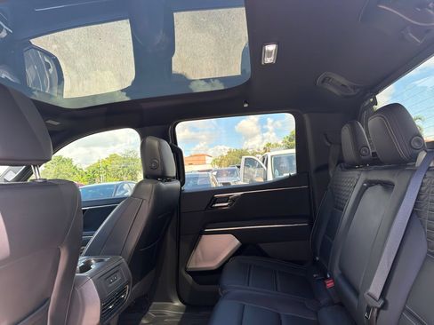 Used 2024 GMC Sierra EV Denali AWD/4WD image 13