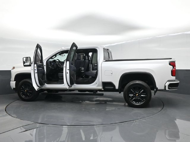 Used 2024 Chevrolet Silverado 3500 High Country w/ High Country Premium Package AWD/4WD image 66