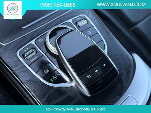 Used 2019 Mercedes-Benz GLC 300 4MATIC image 19