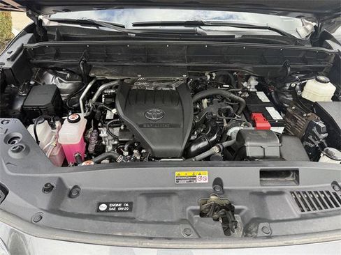 Certified 2024 Toyota Highlander LE image 25