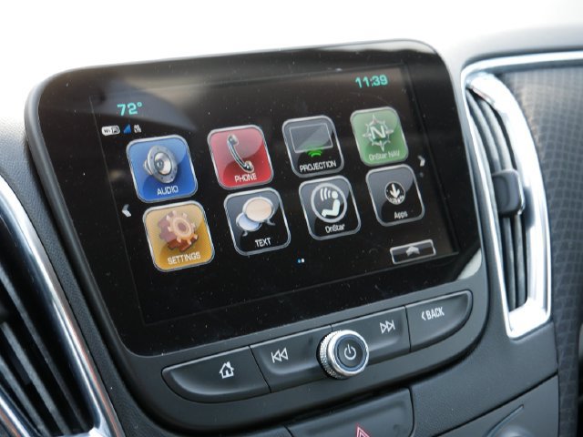 Used 2018 Chevrolet Malibu LT FWD image 20