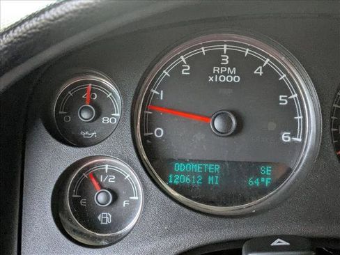 Used 2011 Chevrolet Tahoe LT image 10