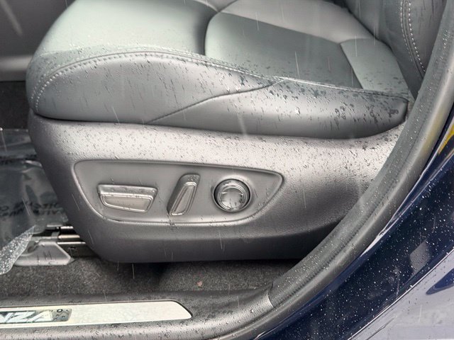 Certified 2024 Toyota Venza XLE AWD/4WD image 25