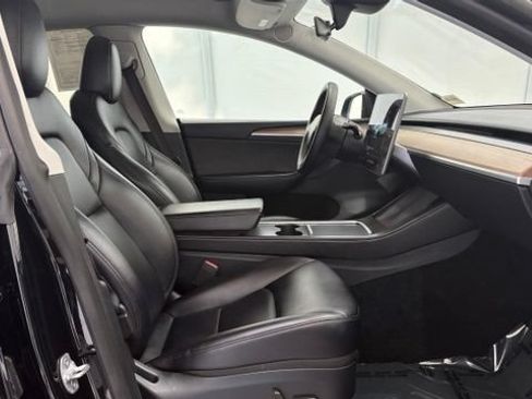 Used 2024 Tesla Model Y Long Range AWD/4WD image 20