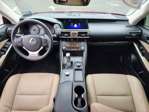 Used 2017 Lexus IS 200t w/ Premium Package image 2