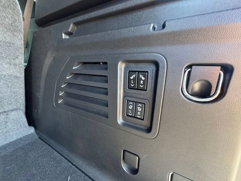Used 2024 Chevrolet Traverse RS w/ LPO, Floor Liner Package AWD/4WD image 41