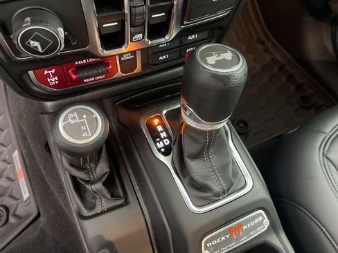 New 2025 Jeep Wrangler Unlimited Sport AWD/4WD image 22