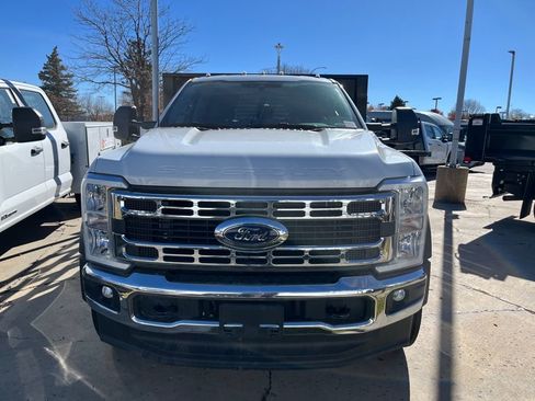 New 2025 Ford F550 4x4 Regular Cab Super Duty image 2