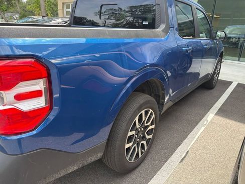 Used 2024 Ford Maverick Lariat FWD image 3