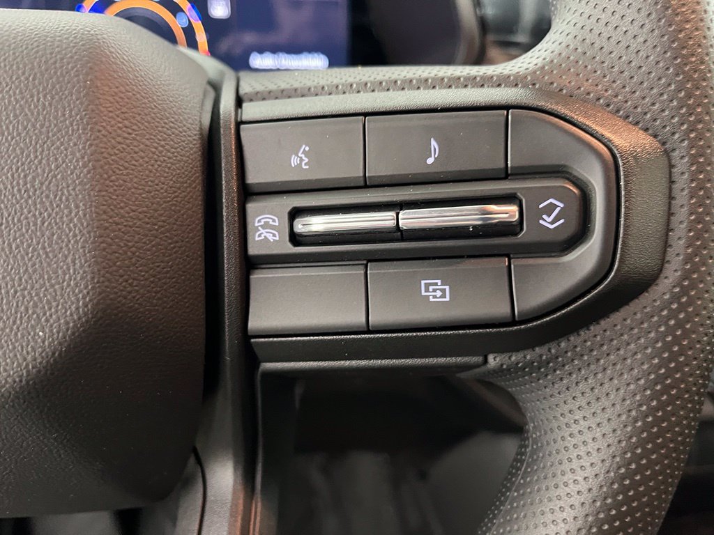 New 2026 Chevrolet Colorado Trail Boss AWD/4WD image 14
