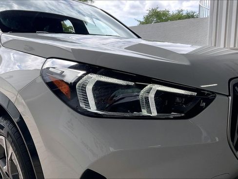 Used 2025 BMW X1 xDrive28i AWD/4WD image 25