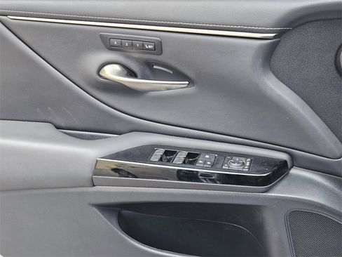 Used 2023 Lexus ES 350 Luxury image 16