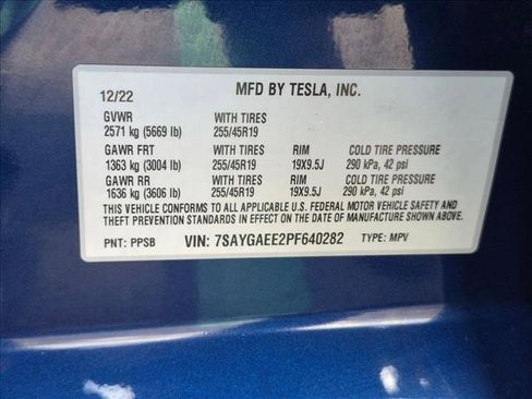 Used 2023 Tesla Model Y Long Range AWD/4WD image 27