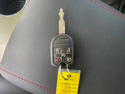 Used 2014 Ford Edge SEL w/ Equipment Group 205A FWD image 27