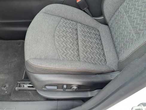 Used 2023 Chevrolet Equinox LT AWD/4WD image 11