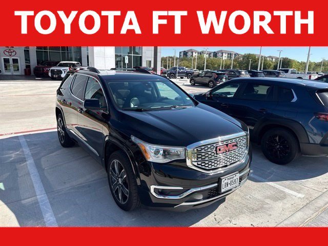 Used 2017 GMC Acadia Denali w/ Technology Package FWD image 1
