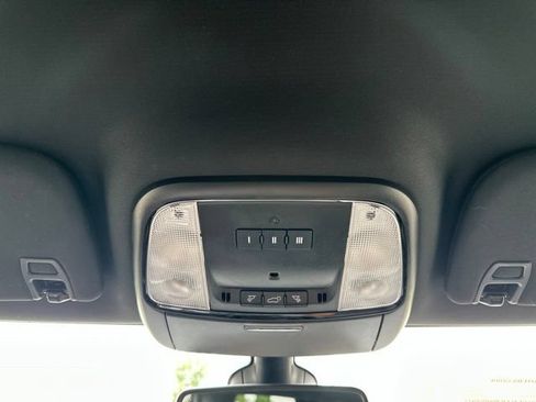 Used 2022 Dodge Durango R/T RWD image 28