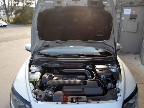 Used 2010 Volvo C30 T5 image 30