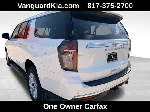 Used 2023 Chevrolet Suburban Premier image 2