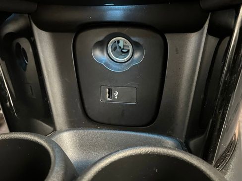 Used 2024 MINI Cooper S image 46