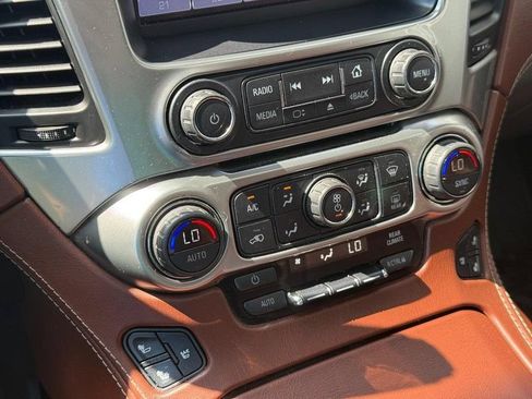 Used 2016 Chevrolet Tahoe LTZ AWD/4WD image 28