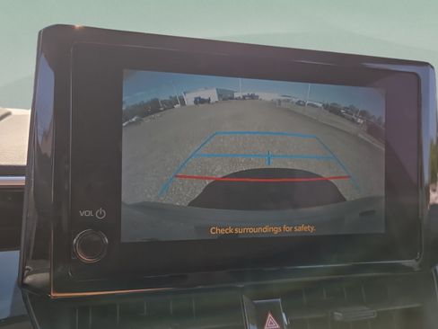 Used 2024 Toyota Corolla LE FWD image 20