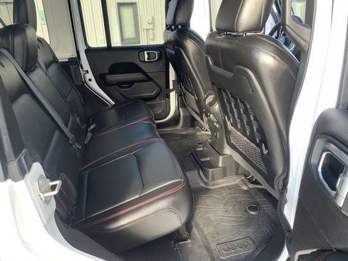 Used 2023 Jeep Wrangler Unlimited Rubicon w/ Dual Top Group image 29