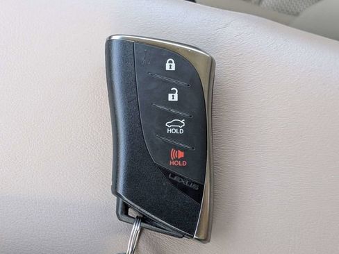 Used 2019 Lexus ES 350 w/ Premium Package FWD image 29