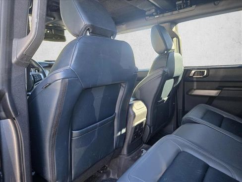 Used 2023 Ford Bronco Outer Banks w/ Sasquatch Package image 12